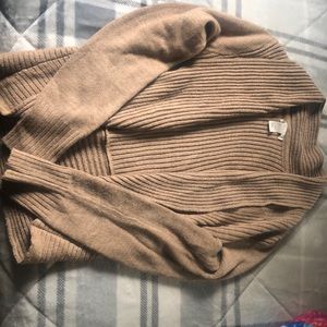 H&M- Cardigan